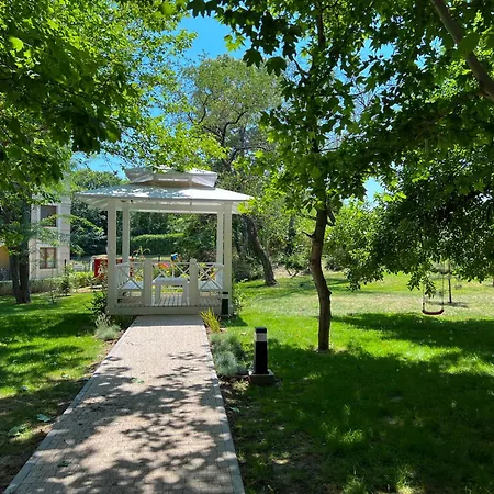 Elysia Garden Apartment *